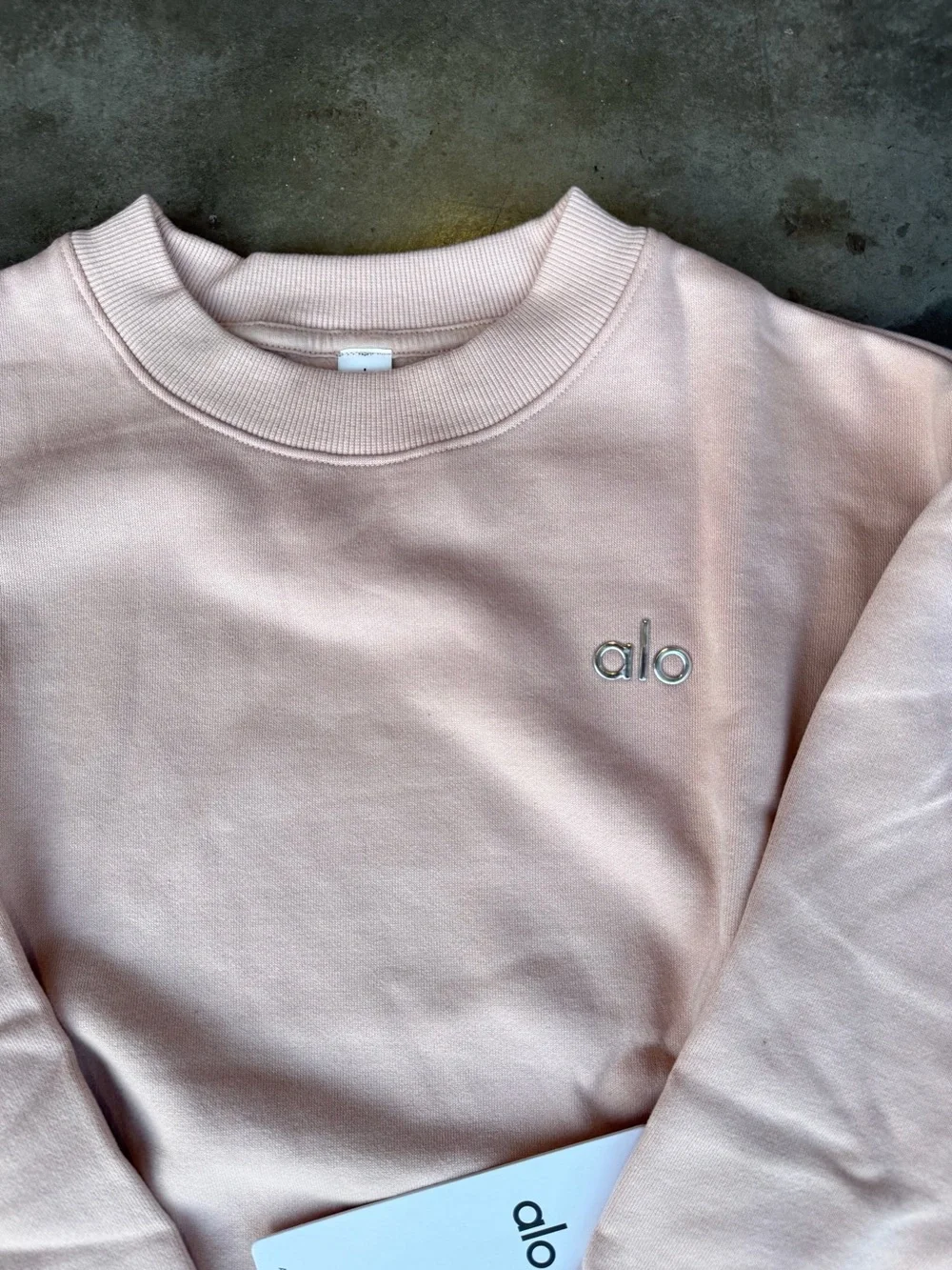 ALO Yoga Crewneck Sweatshirt - Blush Pink
